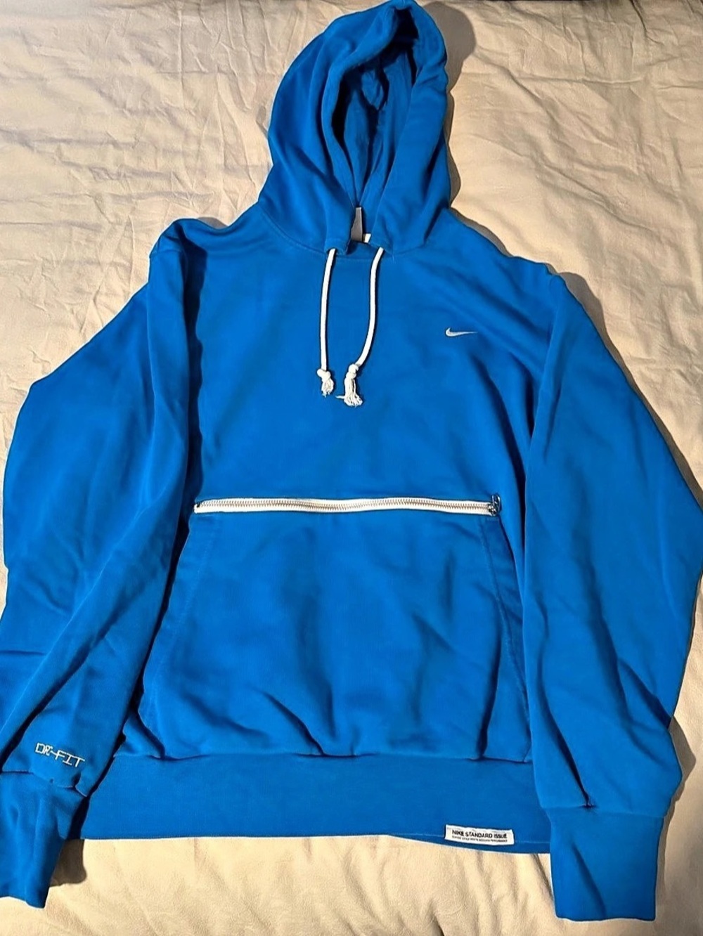 Nike Standard Issue Pullover Basketball Hoodie Blue Men's Medium